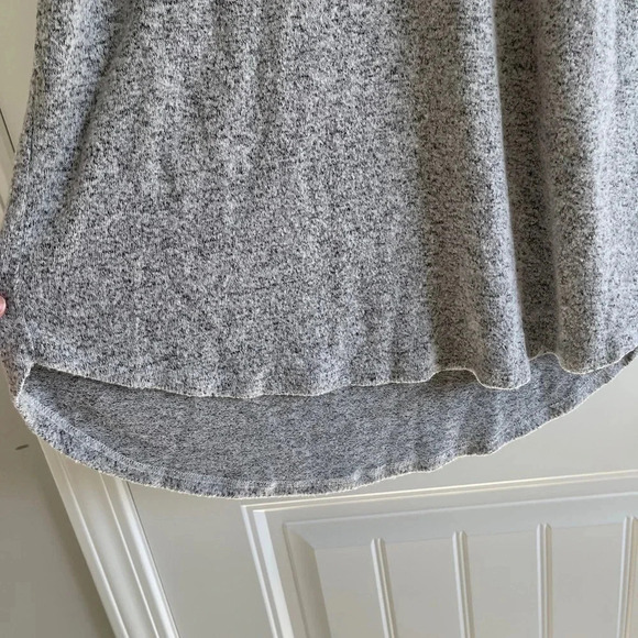 Soma Medium Brushed Cozy Long Gray Hooded V-Neck Sleepshirt - Picture 6 of 10